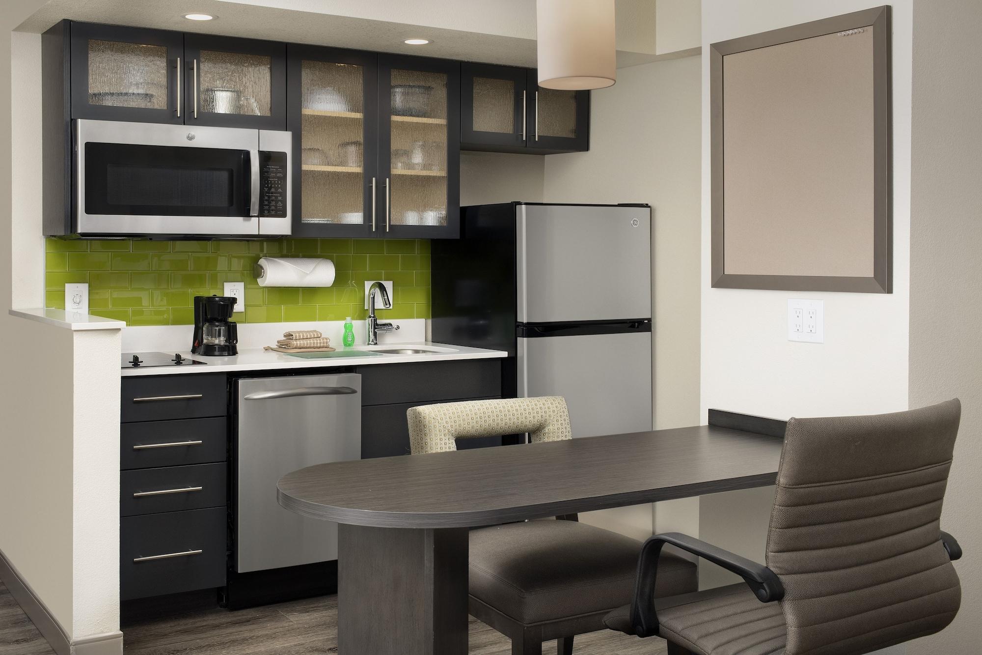 Candlewood Suites Alexandria West By Ihg Extérieur photo